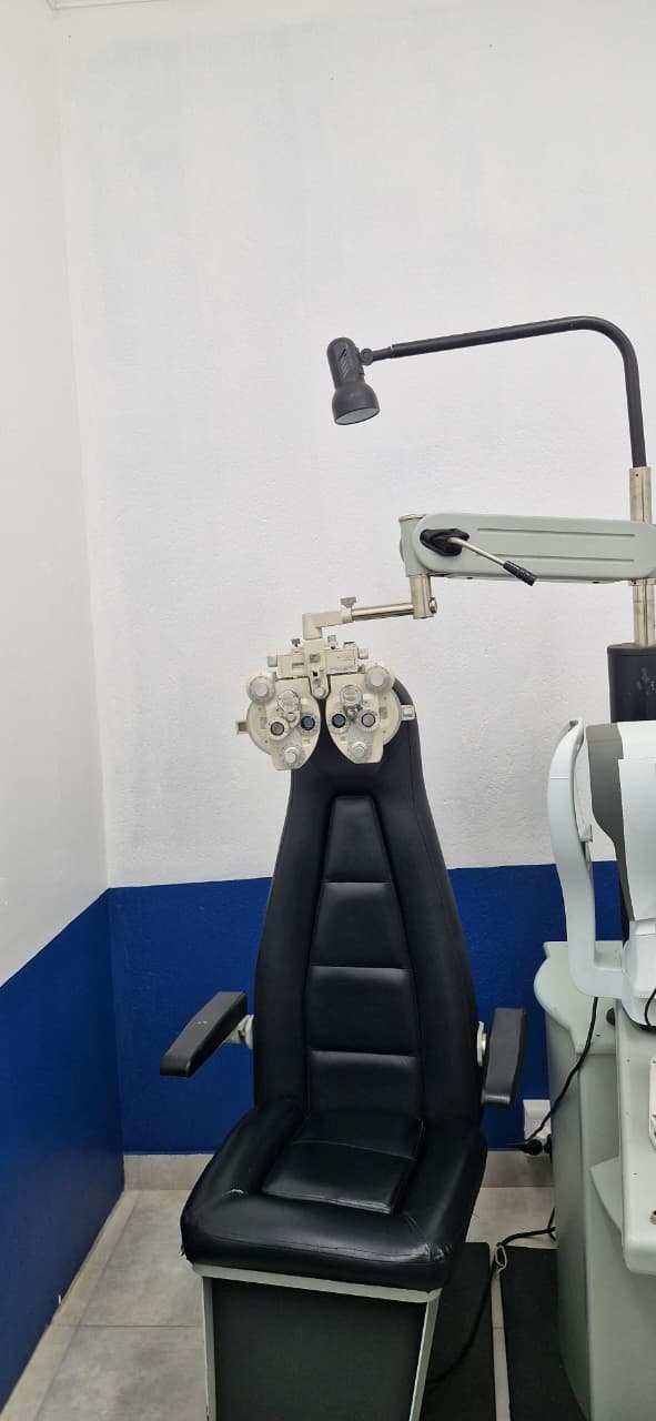Optometrist